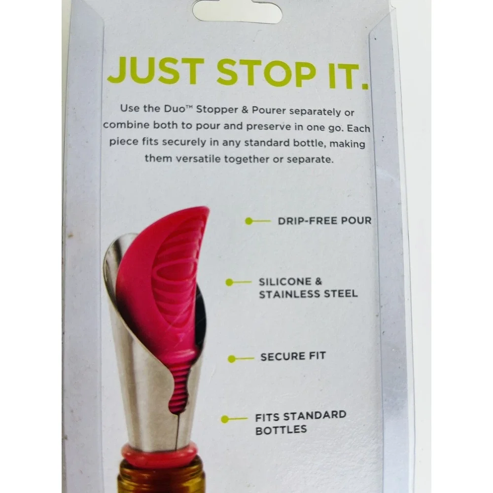 True Duo Bottle Stopper And Pourer Spout Bar Tool Purple‎